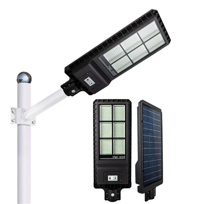 Lampe d'éclairage de rue solaire tout en un 120W
